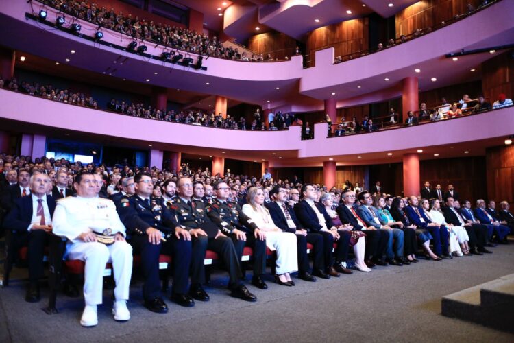 Américo Villarreal conversatorio “Dos años de memorias de una transformación”