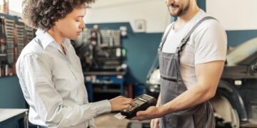 ¿Cómo recibir un pago con tarjeta de crédito de manera sencilla?