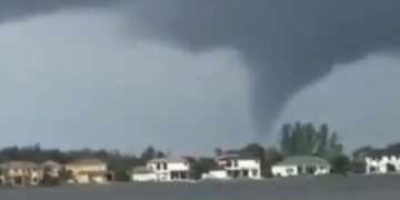 SRE alerta a mexicanos en Florida por tornados ocasionados por huracán ‘Milton’