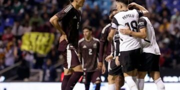 Suplentes del Valencia empatan en amistoso con México