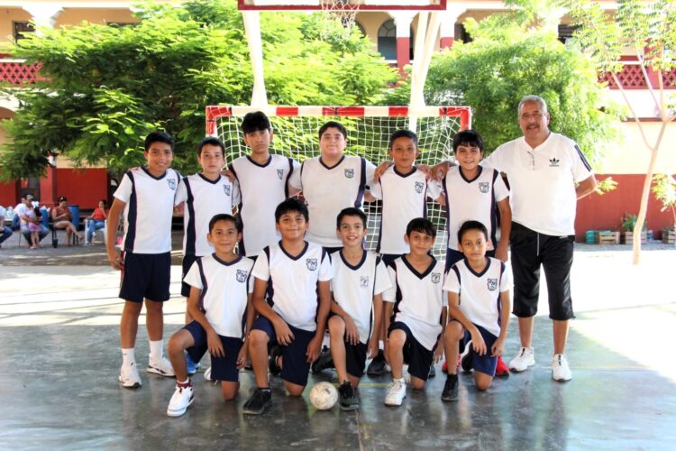 Gana Vasconcelos handball varonil