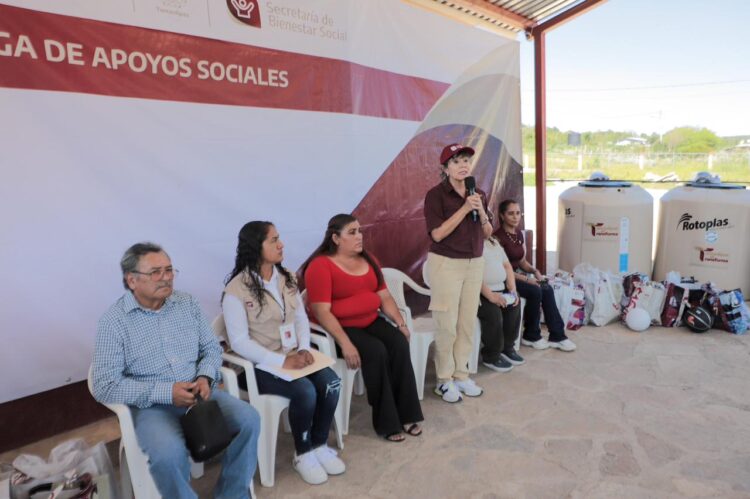 Lleva SEBIEN apoyos a familias de San Nicolás