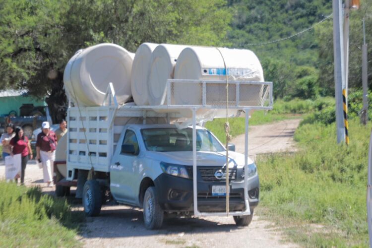 Lleva SEBIEN apoyos a familias de San Nicolás