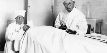 El doctor que trasplantaba testículos de cabra a hombres con problemas de virilidad
