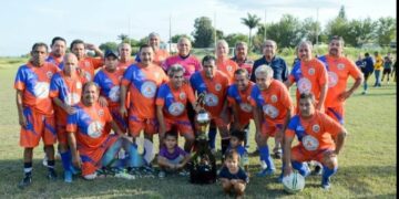 SS Azteca se lleva triple corona