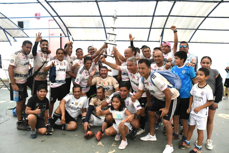 Llera y Cabrito 77 campeones de liga