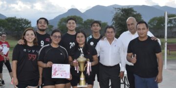 Con cuadrangular de voleibol, SSPT invita a su personal a prevenir Cáncer de Mama