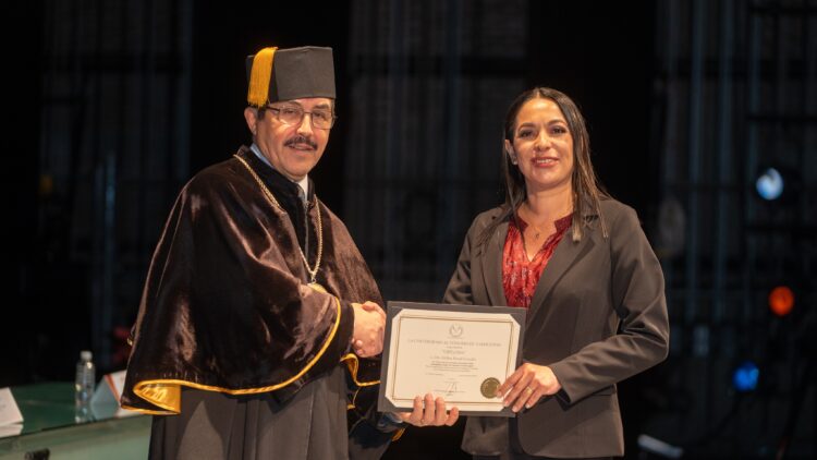 Reconoce la UAT a investigadora con el premio “Dr. Norberto Treviño Zapata”