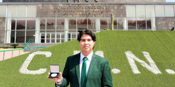 Exalumno de la UAT recibe el premio de excelencia de la AMFEM