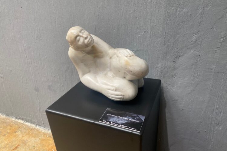 Expone José de la Paz, 50 años de obra escultórica en el Museo Tamux