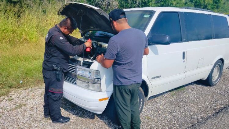 Apoya Guardia Estatal a conductores con fallas mecánicas