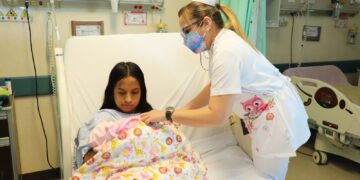 Promueve Salud lactancia materna para construir infancias sanas