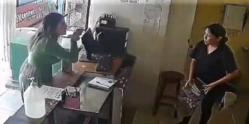 Mujer agredida en taquería de Tampico denunció a policía que la golpeó