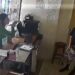 Mujer agredida en taquería de Tampico denunció a policía que la golpeó