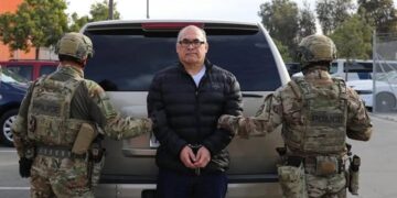 Osiel Cárdenas llega a México por Tijuana,tiene 7 cargos pendientes en el país.