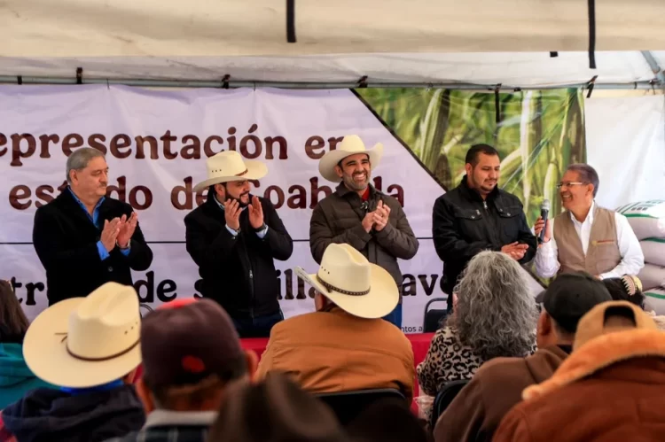 Entregan 5.4 toneladas de semilla de avena a productores coahuilenses