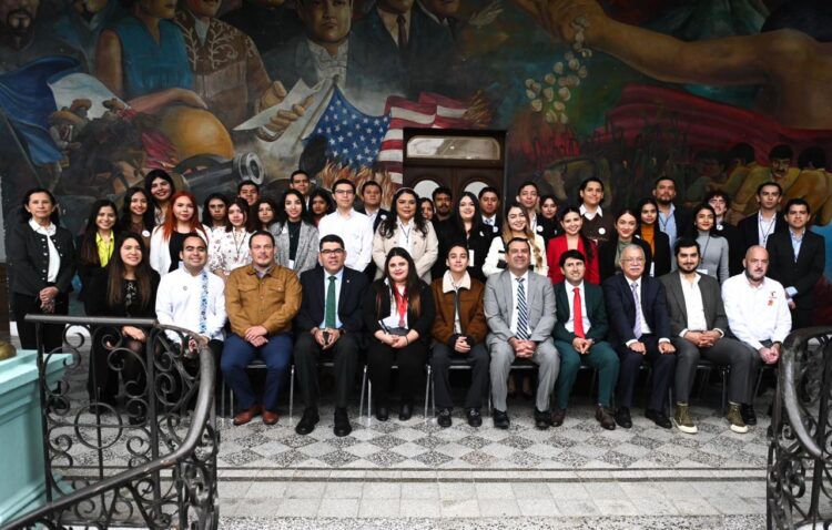 Instalan en Victoria Cabildo de la Juventud 2024.
