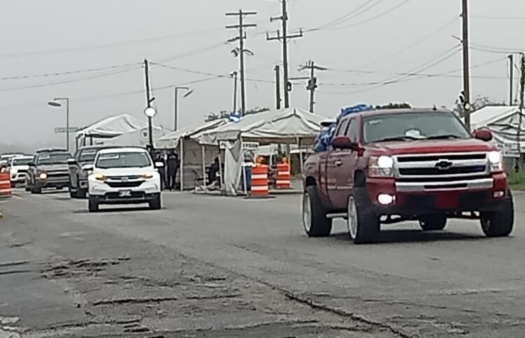 Guardia Estatal brinda seguridad a caravana de paisanos