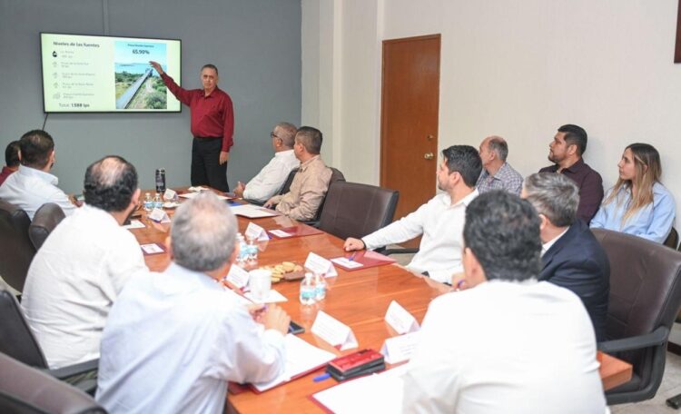 Preside Eduardo Gattás tercera reunión de consejo de administración de COMAPA.