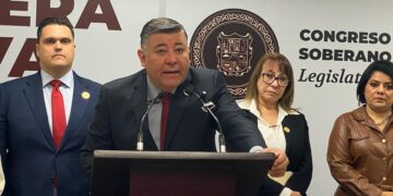 Diputado Claudio Alberto De Leija impulsa reforma en favor de jóvenes migrantes en Tamaulipas