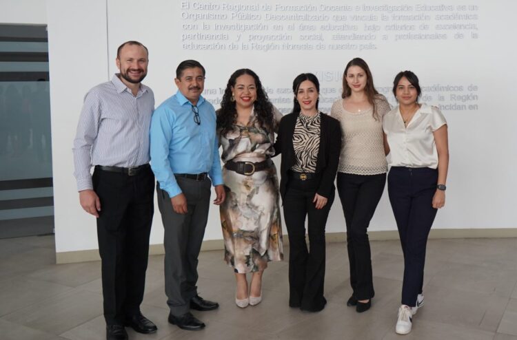 Realiza CRETAM Primer Encuentro de Egresados