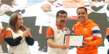 El rector Dámaso Anaya y Omar Bravo presiden apertura de la Copa UAT 2025