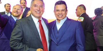Asiste alcalde de Victoria a informe de Mayor de McAllen