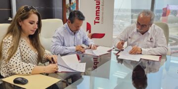 Firman convenio para fomentar actividades productivas en el sector rural en el Día de la Tierra