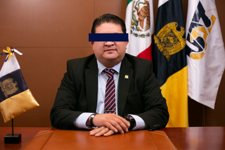 Detienen al rector de la UAZ por presunta violación a menor.