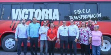 Presentan el “Lalo Bus”, dará transporte escolar gratuito.