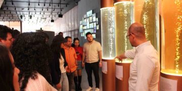 Estudiantes de Posgrados visitan el Tequila Lab