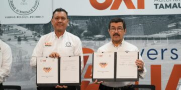 Reconoce la UAT la excelencia académica de hijos de docentes