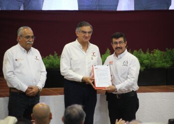 Se suma la UAT a esfuerzos para el control y prevención del gusano barrenador