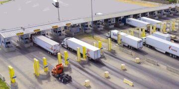 Laredo analiza ajuste a peajes para fortalecer infraestructura fronteriza