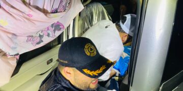 Alcalde de González atiende parto en plena carretera durante emergencia por lluvias