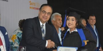 Egresan 92 nuevas docentes de la Escuela Normal “Profr. y Gral. Alberto Carrera Torres” en Jaumave