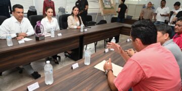 Certifican DIF y Municipio a Nien Hsing International como empresa inclusiva.