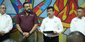 La UAT y el DIF impulsan proyecto de estufas ecológicas