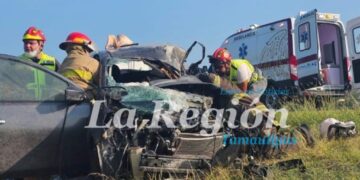 Menor muere prensado en choque contra tráiler en la González–Llera