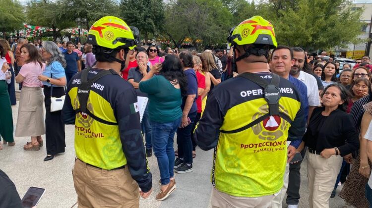Realizan simulacro de incendio en Palacio de Gobierno; casi mil personas evacuadas