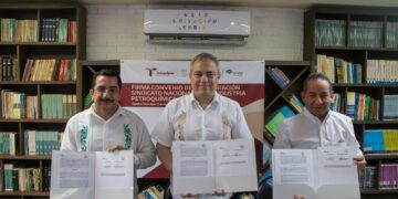 CONALEP Tampico firma convenio con el Sindicato Nacional de la Industria Petroquímica