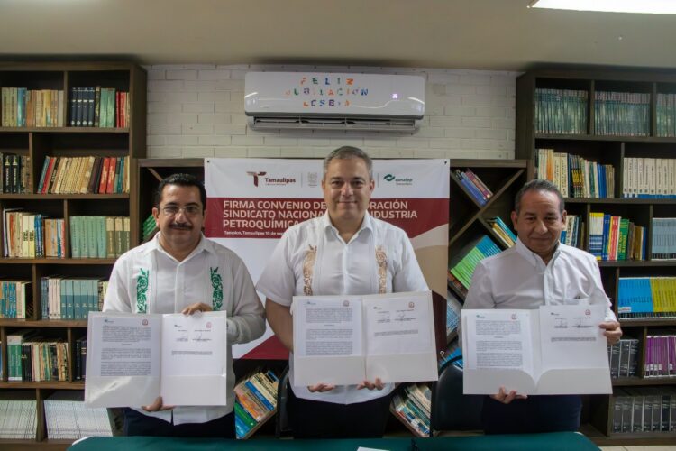 CONALEP Tampico firma convenio con el Sindicato Nacional de la Industria Petroquímica