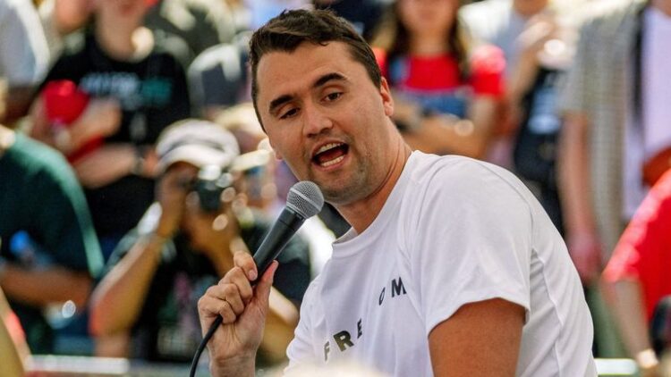 Charlie Kirk, aliado de Trump, muere baleado en evento en Utah