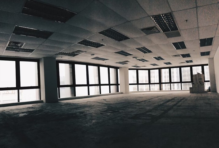 Reformas de oficinas: guía de diseño estratégico para espacios modernos en México