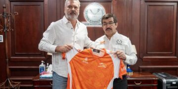 Armando Arce, nuevo presidente del Club Correcaminos de la UAT