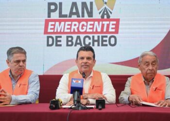 Plan emergente de de bacheo avanza y no se detiene: Lalo Gattás.