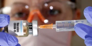 Exhorta Salud a vacunarse contra COVID e influenza: aplicarán Pfizer y Moderna en Tamaulipas