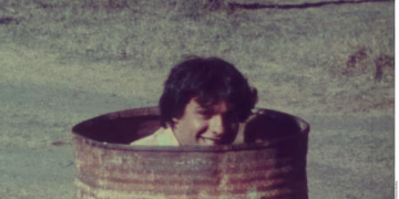 Debo, puedo y quiero”: la vida de Juan Gabriel revive en un documental íntimo y nunca antes visto