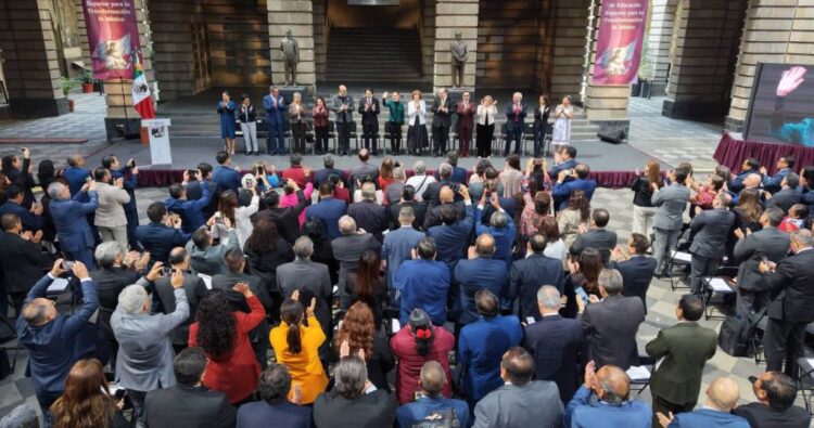 Rector de la UAT asiste a reunión de universidades con Claudia Sheinbaum