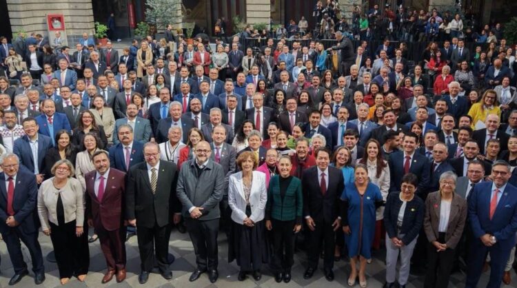 Asiste rector de la UP Altamira a reunión nacional con la presidenta Claudia Sheinbaum